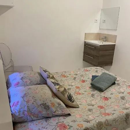 Guest Nearby Champs Elysees דירה פריז